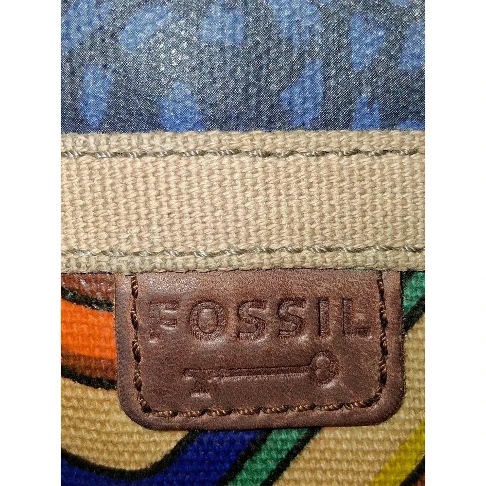 Fossil Key-Per Chevron Wristlet | Wallet Multicolor Coated Canvas with Leather T
